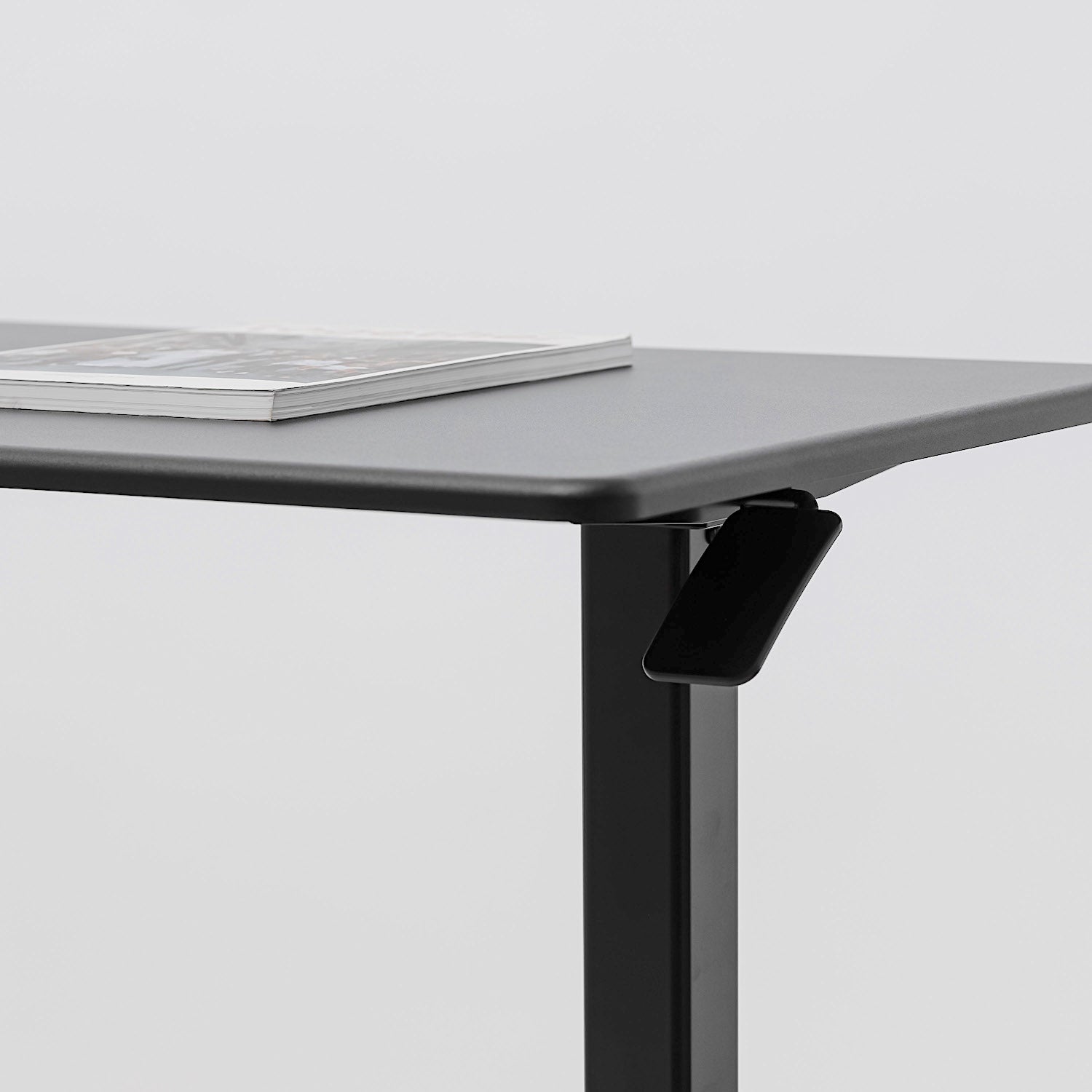 gku™ Mobile Height Adjustable Sit Stand Desk | gku.